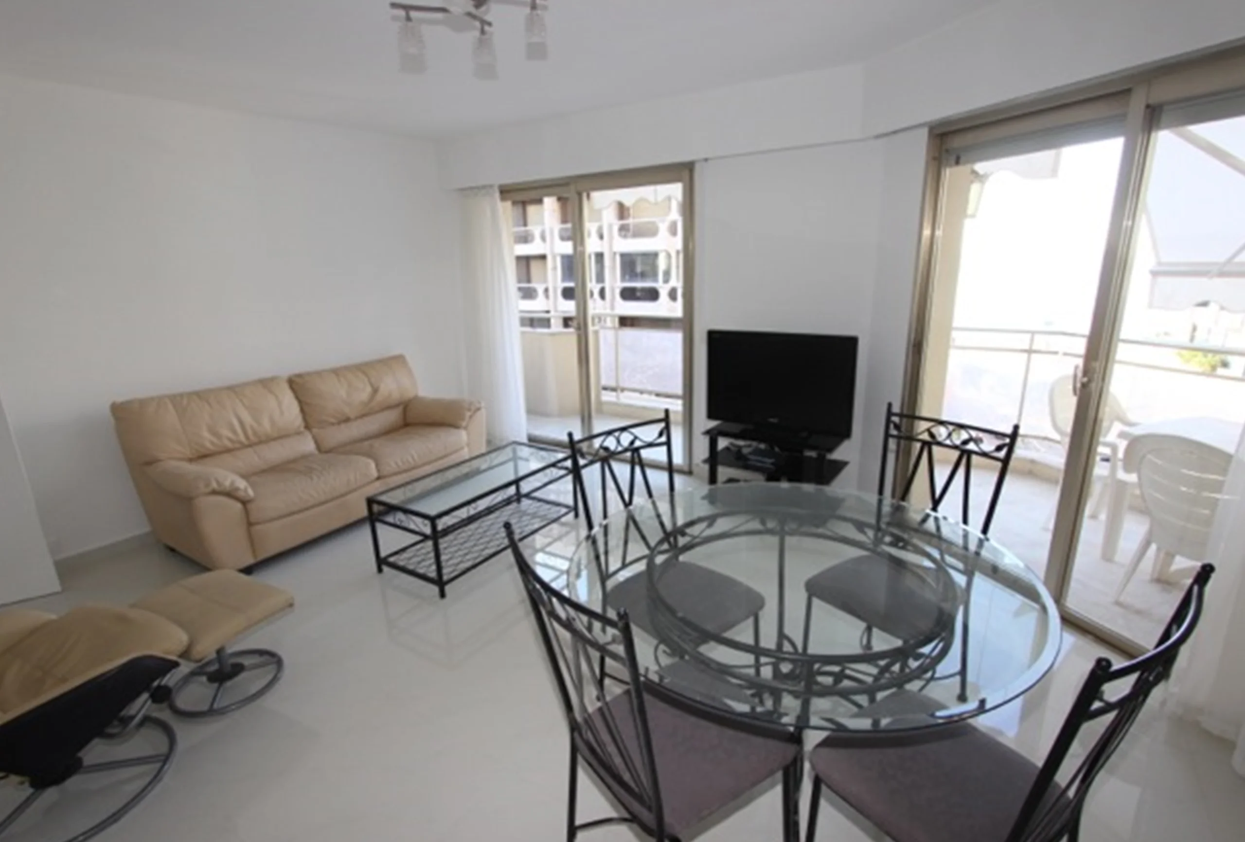 You can change the featured image of any apartment from here