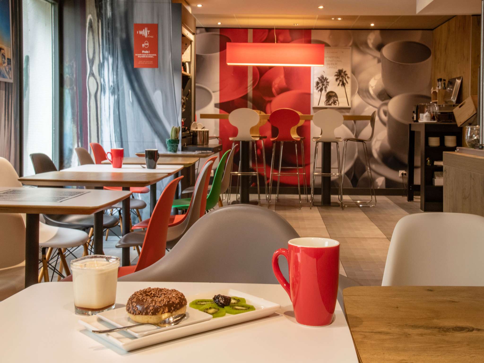 ibis Cannes Centre-13