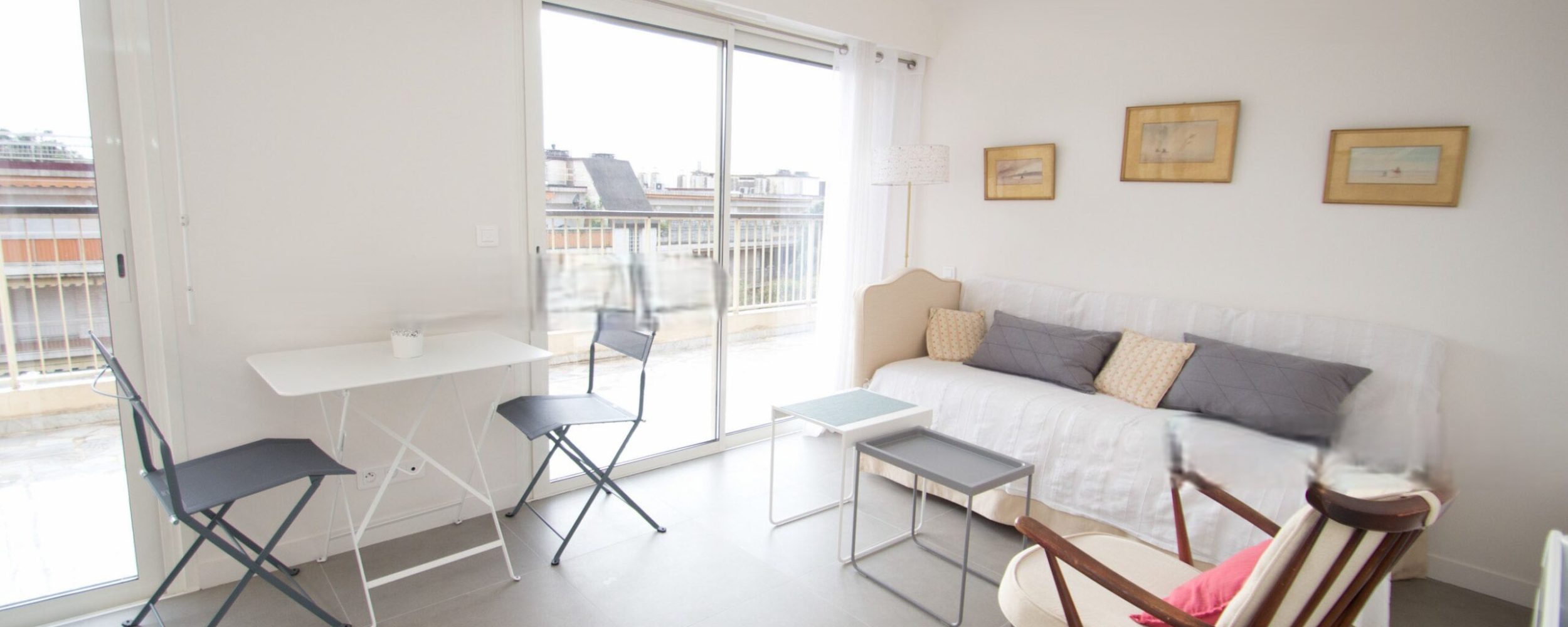 CAN2425CANACOM1BD